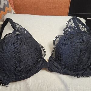 Victoria's Secret Midnight Lace Bra